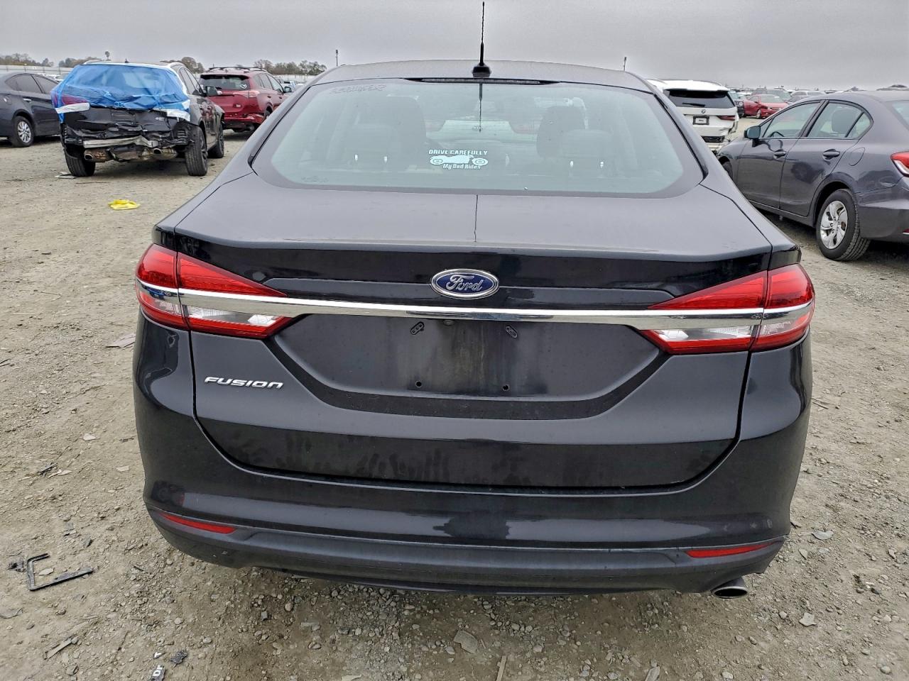 Ford Fusion S Image 4