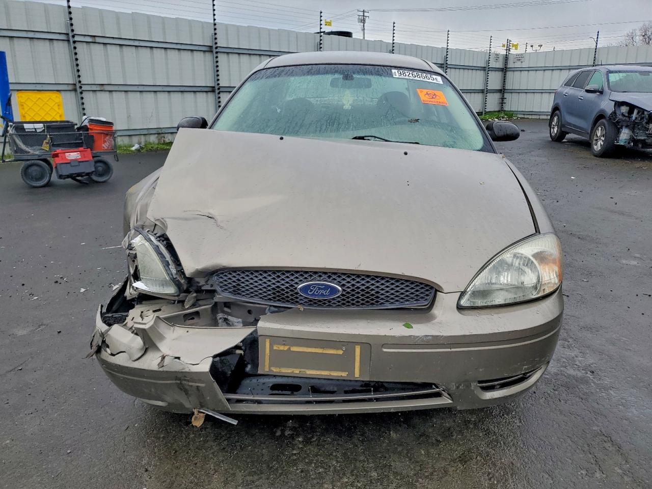 Ford Taurus Lx Image 2