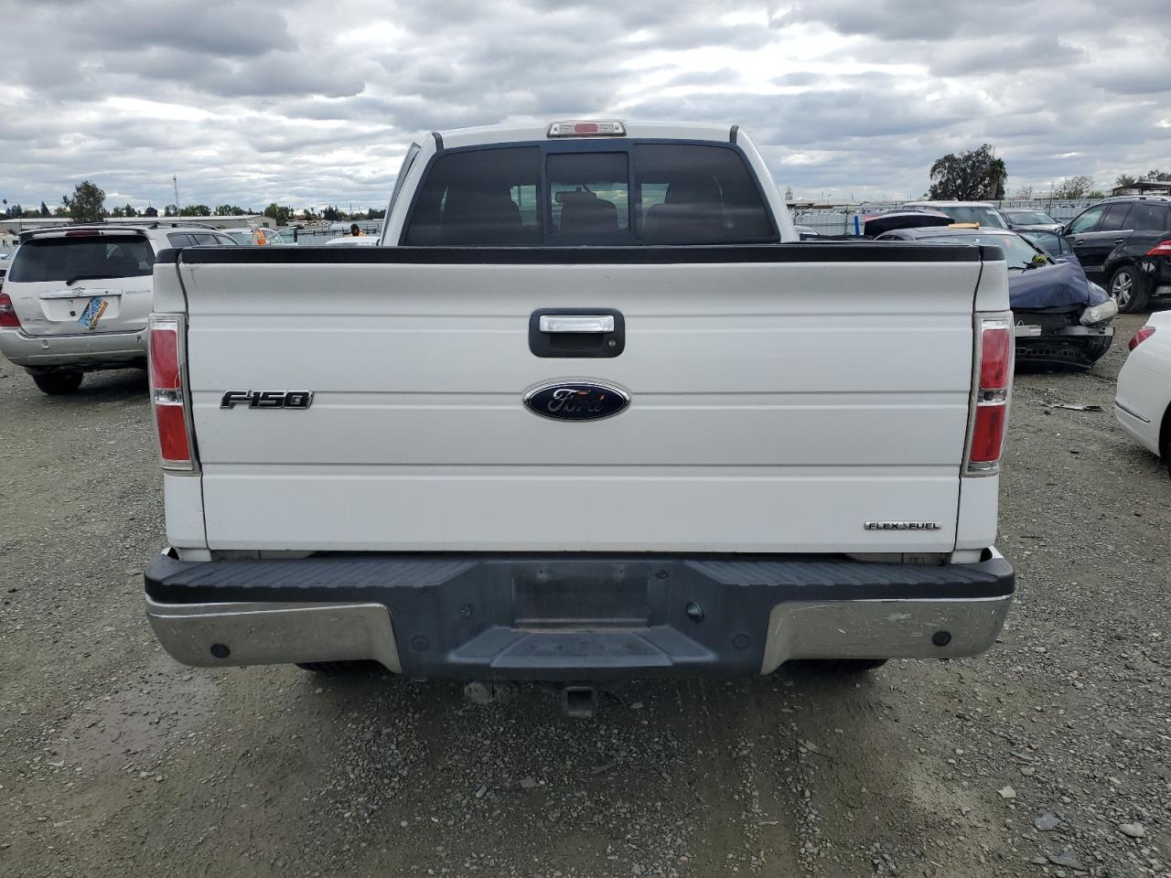 Ford F-150 Super Cab Image 12