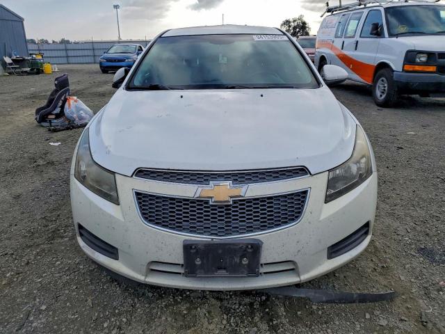 Chevrolet Cruze Lt Image 4