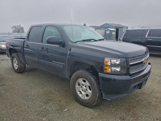 Chevrolet Silverado K1500 Lt Image 4