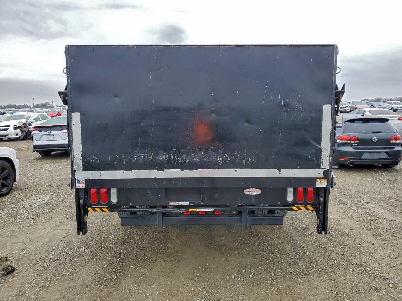 Chevrolet Silverado C3500 Image 5