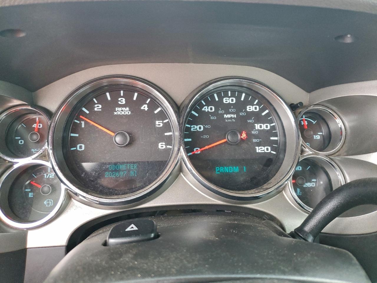 Chevrolet Silverado C3500 Image 9