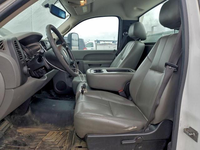 Chevrolet Silverado C2500 Heavy Duty Image 6