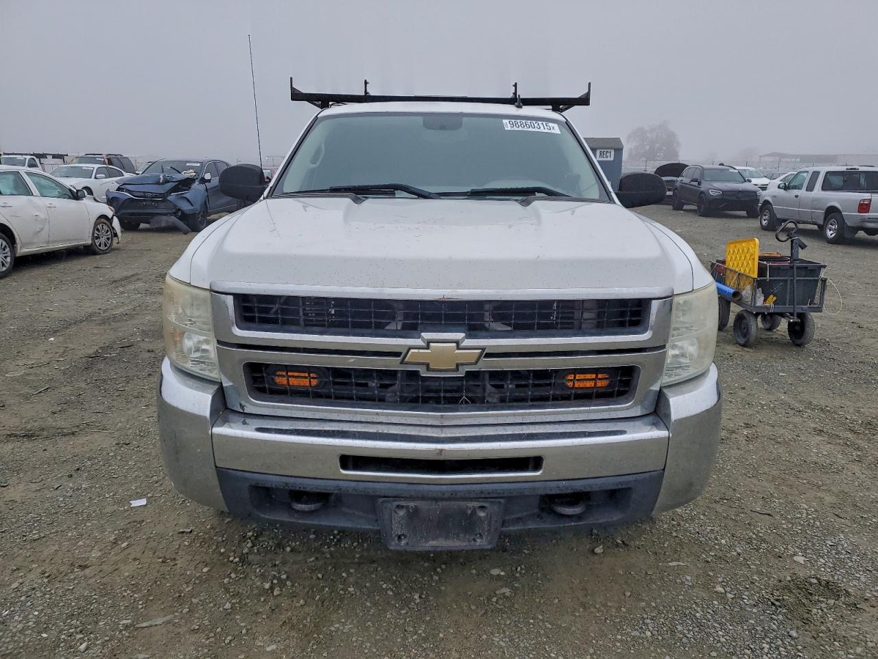 Chevrolet Silverado C2500 Heavy Duty Image 3