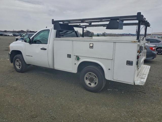 Chevrolet Silverado C2500 Heavy Duty Image 3