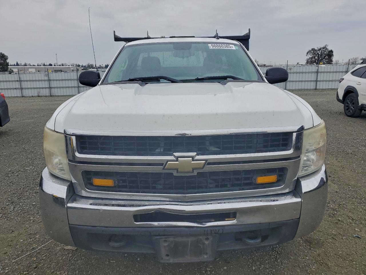 Chevrolet Silverado C2500 Heavy Duty Image 6