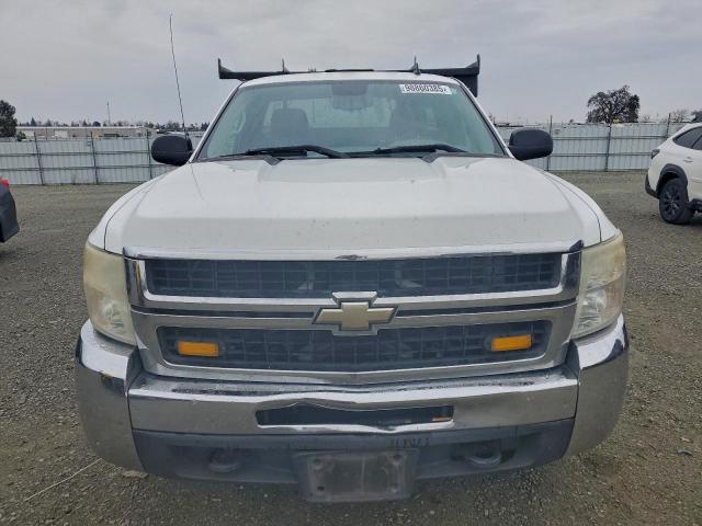 Chevrolet Silverado C2500 Heavy Duty Image 6