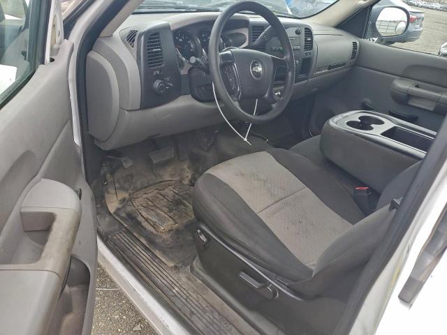 Chevrolet Silverado C2500 Heavy Duty Image 8