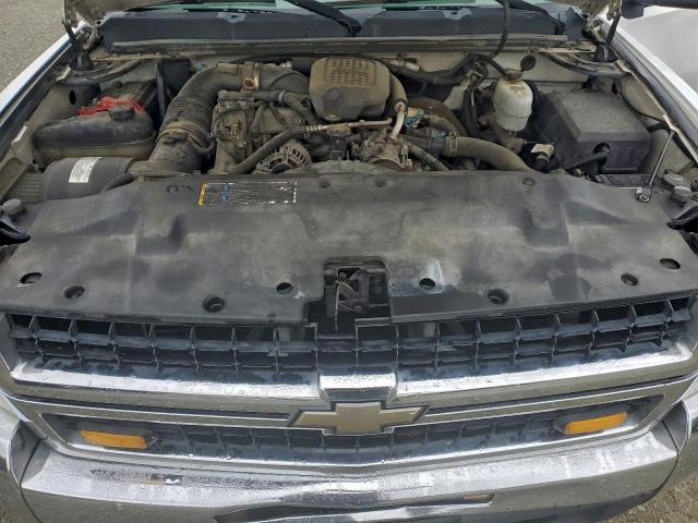 Chevrolet Silverado C2500 Heavy Duty Image 12