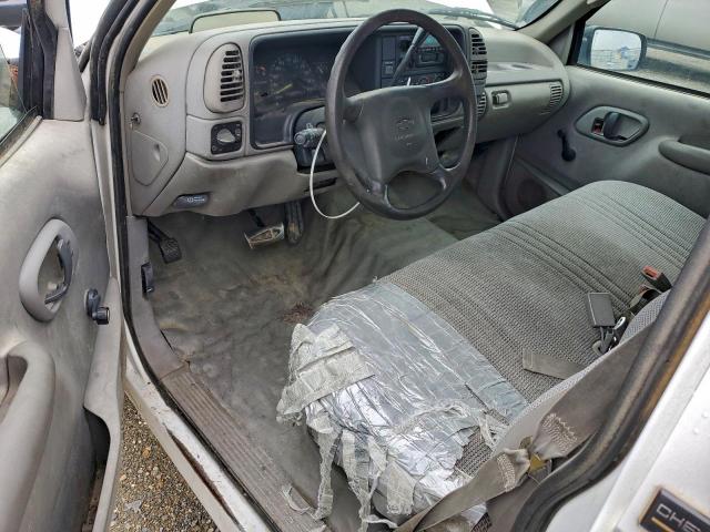 Chevrolet Ck3500 C3500 Image 7