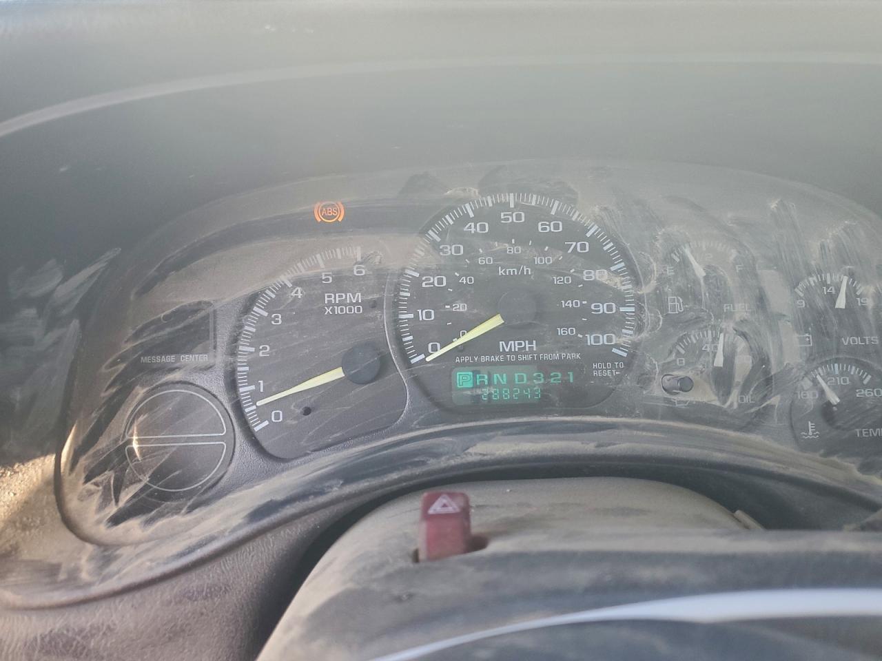 Chevrolet Silverado C1500 Image 11