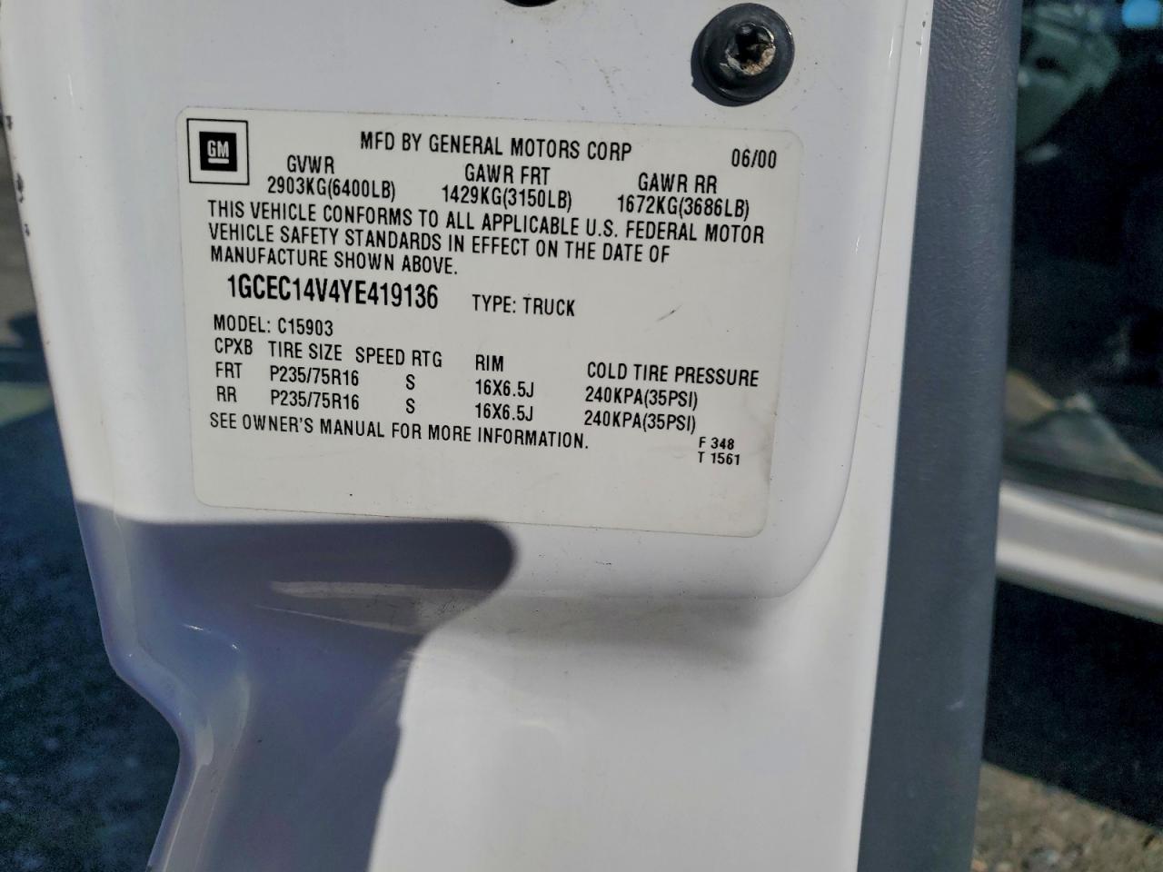 Chevrolet Silverado C1500 Image 10