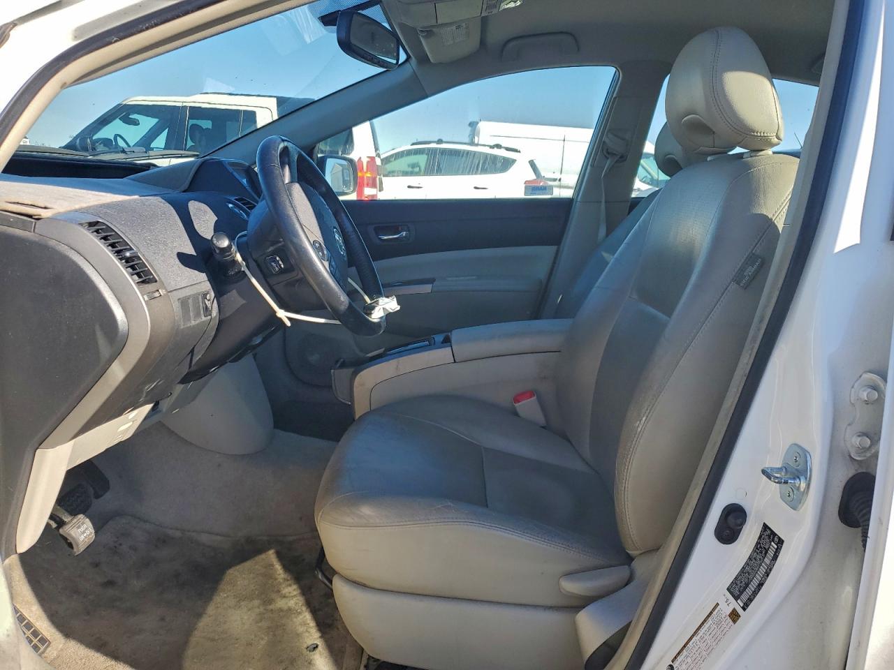 Toyota Prius Image 4