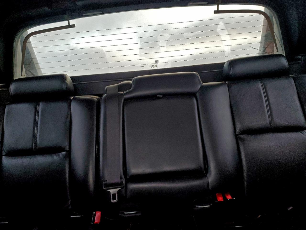 Chevrolet Avalanche K1500 Image 6