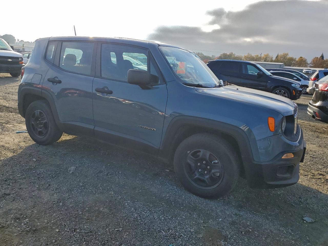 Jeep Renegade Sport Image 5