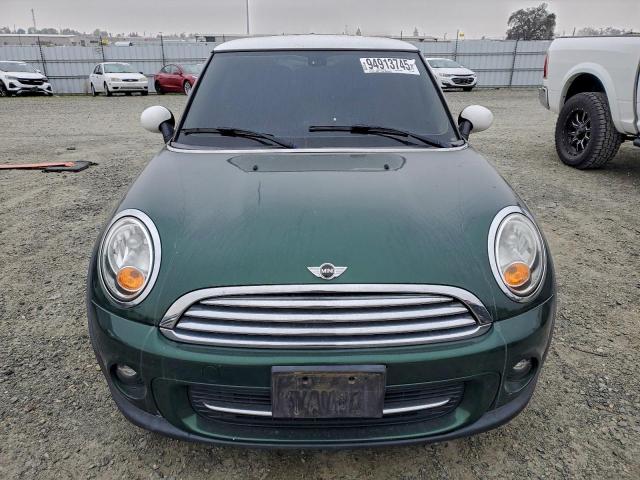 MINI Cooper Image 10