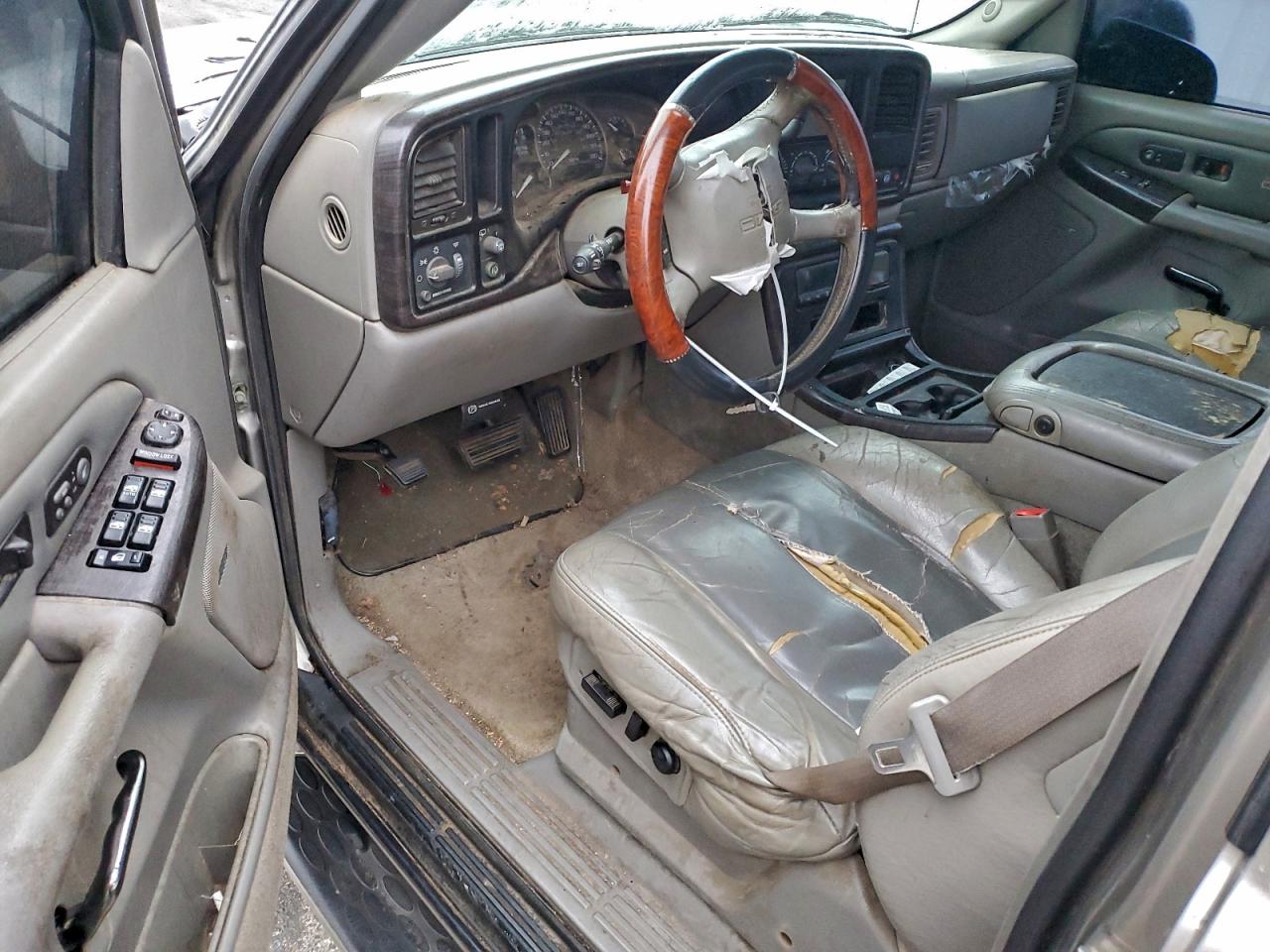 GMC Denali Xl K1500 Image 4