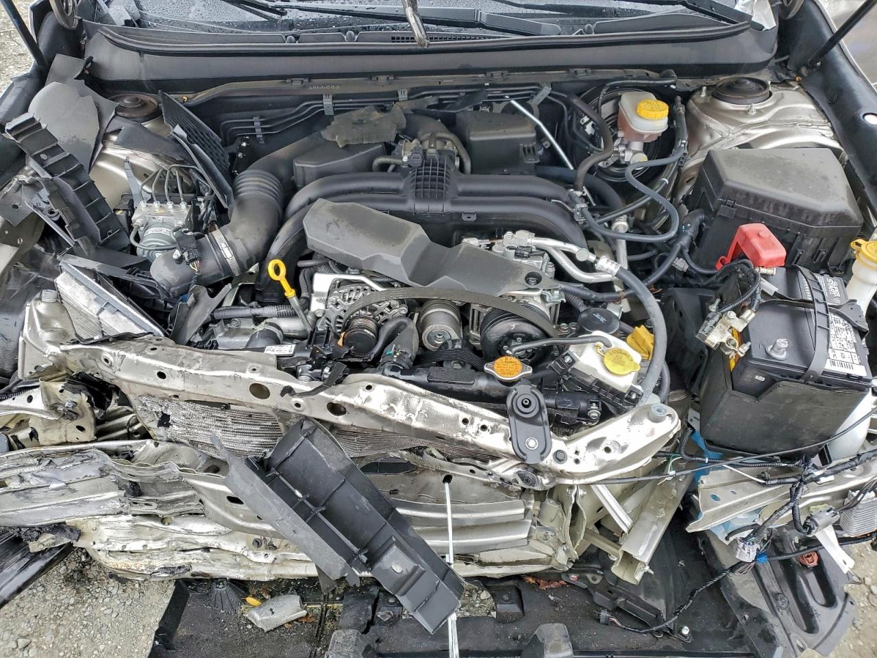 Subaru Legacy 2.5i Limited Image 12