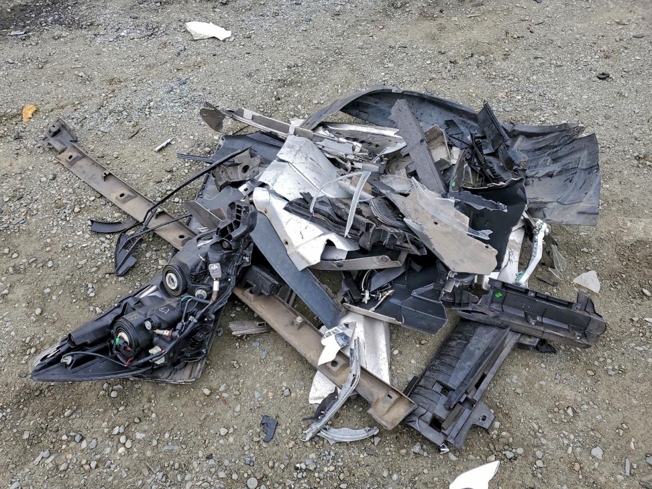 Subaru Legacy 2.5i Limited Image 2