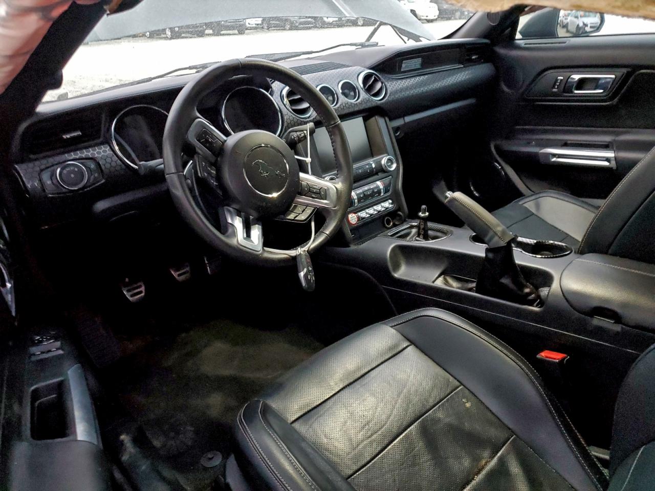 Ford Mustang Gt Image 6