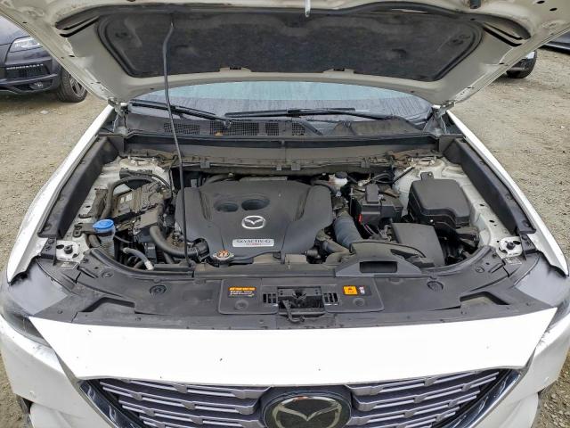 Mazda Cx Signature Image 11