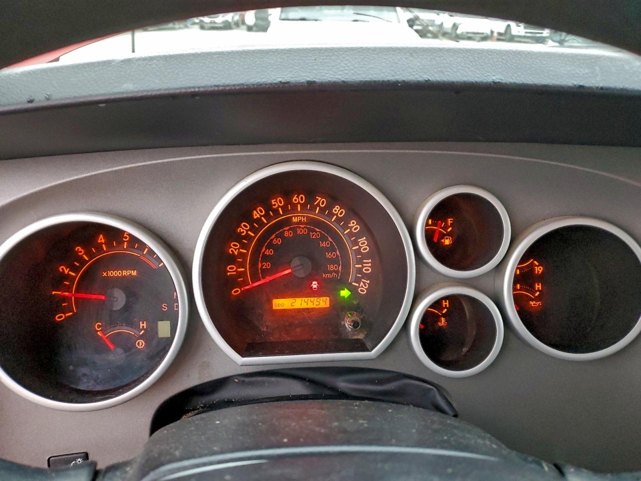 Toyota Tundra Crewmax Sr5 Image 12