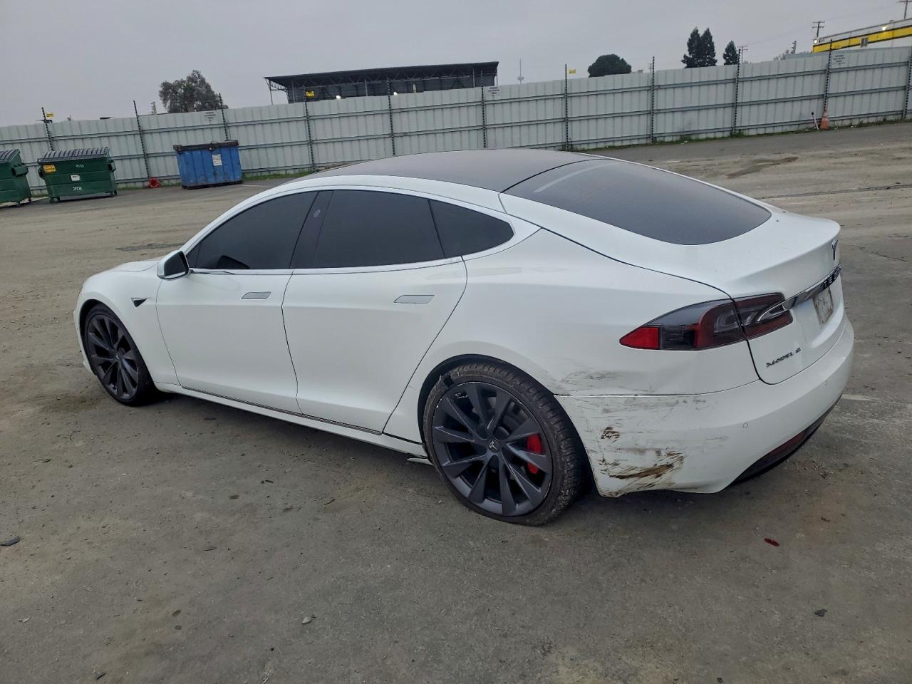 Tesla Model S Image 4