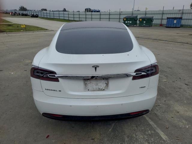 Tesla Model S Image 8