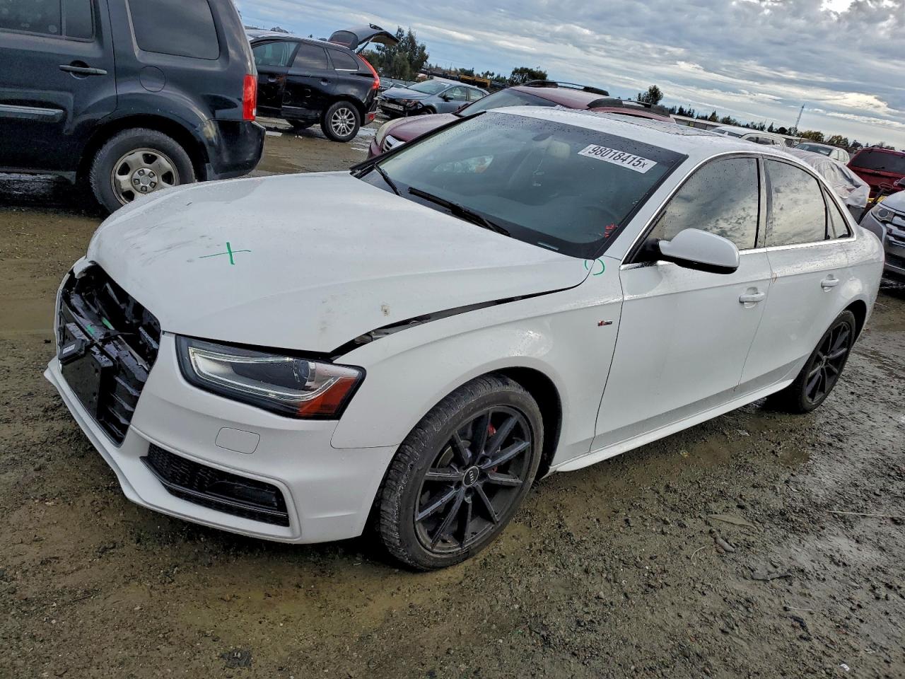 Audi A4 Premium Plus Image 1