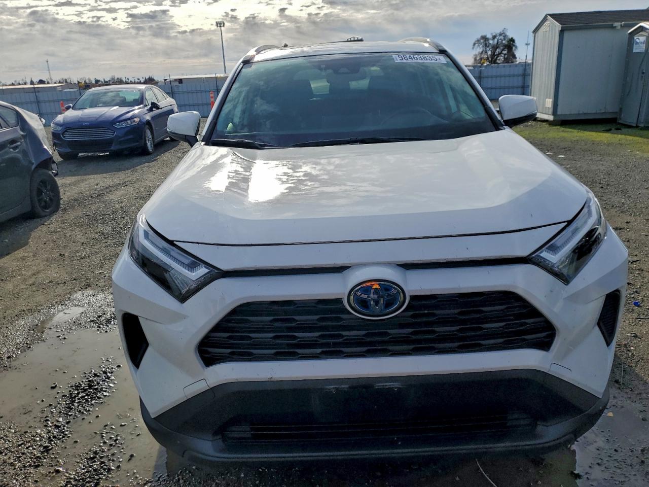 Toyota RAV4 Xle Image 12