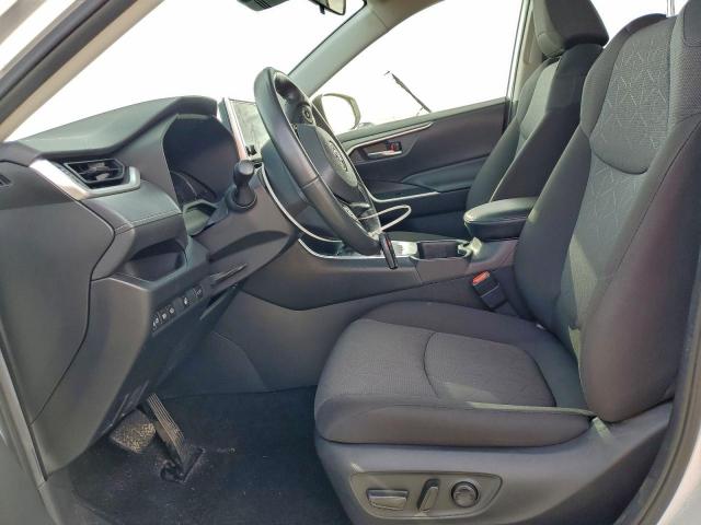 Toyota RAV4 Xle Image 5