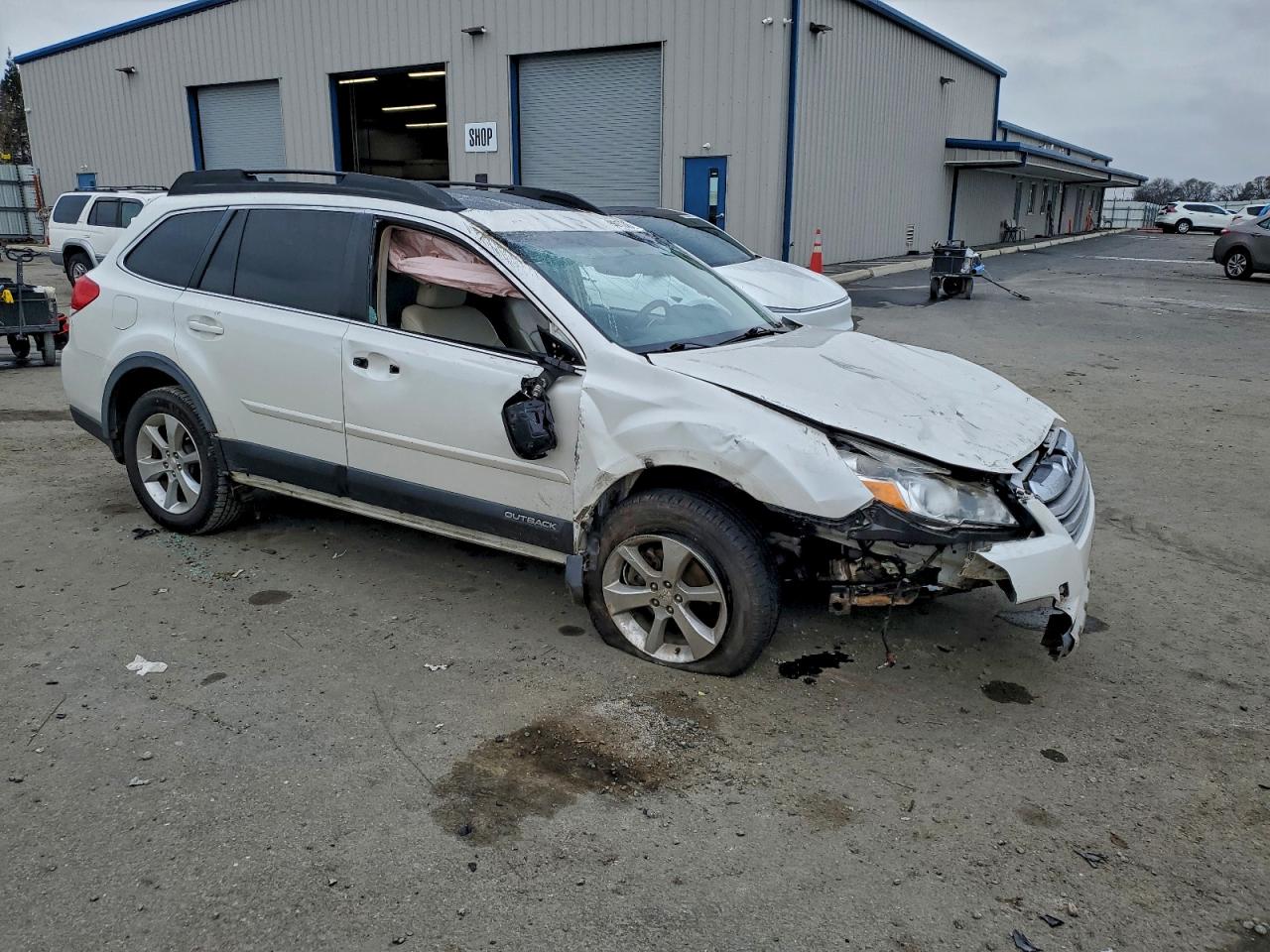 Subaru Outback 2.5i Limited Image 7