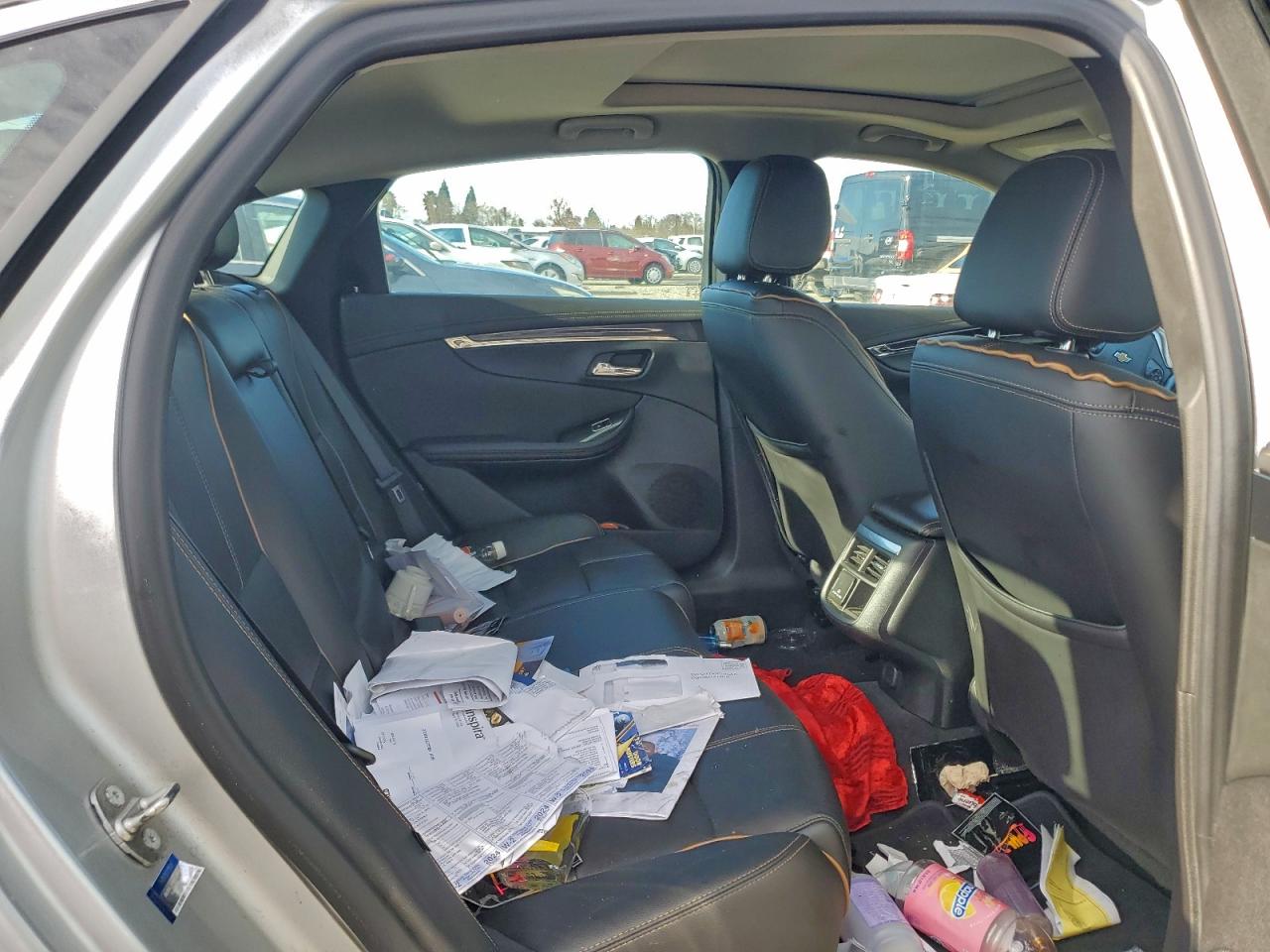 Chevrolet Impala Premier Image 6