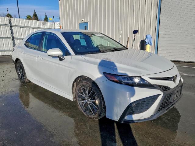 Toyota Camry Se Image 5