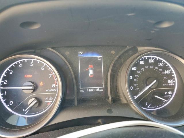 Toyota Camry Se Image 11