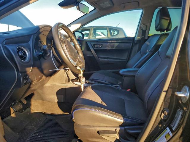 Toyota Corolla L Image 9