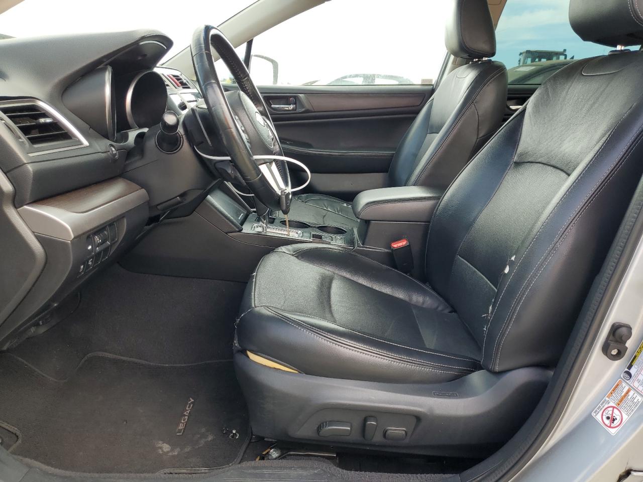 Subaru Legacy 2.5i Limited Image 9