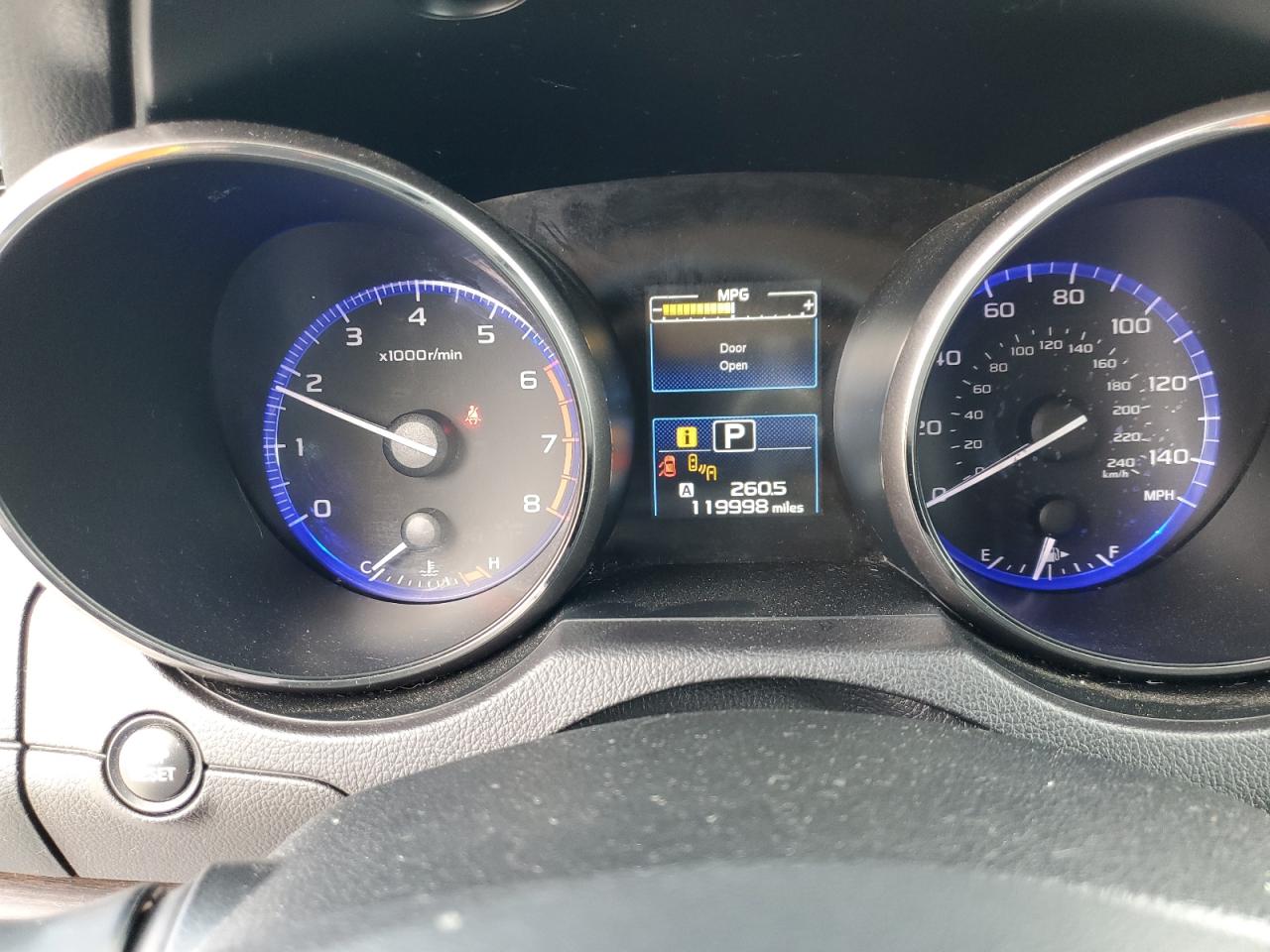 Subaru Legacy 2.5i Limited Image 12