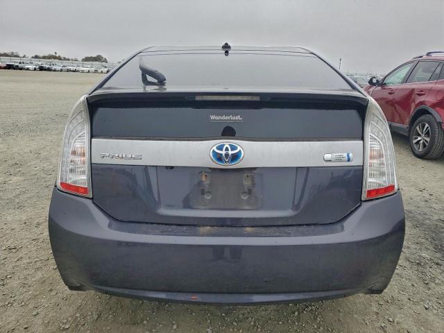 Toyota Prius Image 12