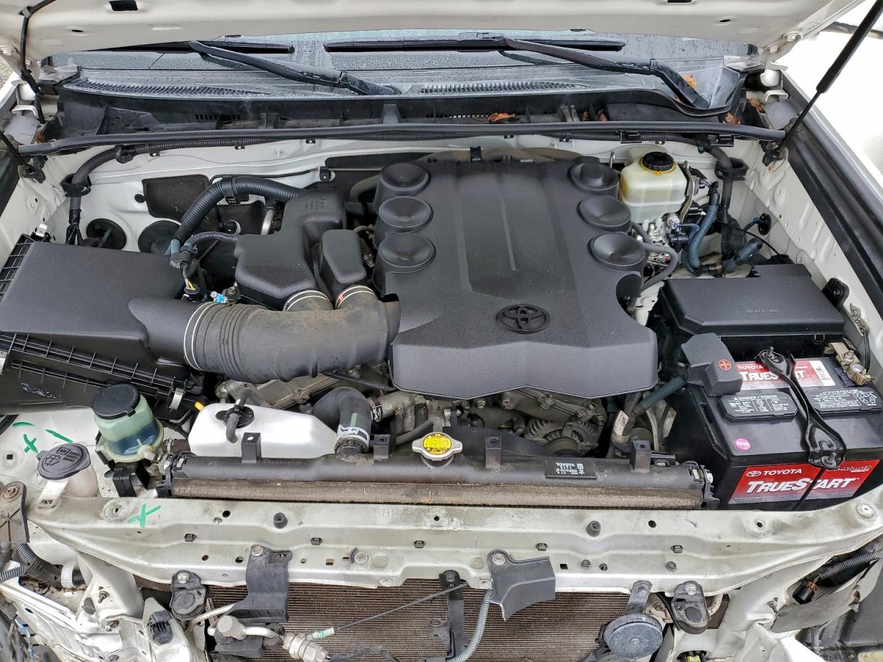 Toyota 4Runner Sr5 Image 13