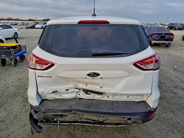 Ford Escape S Image 14