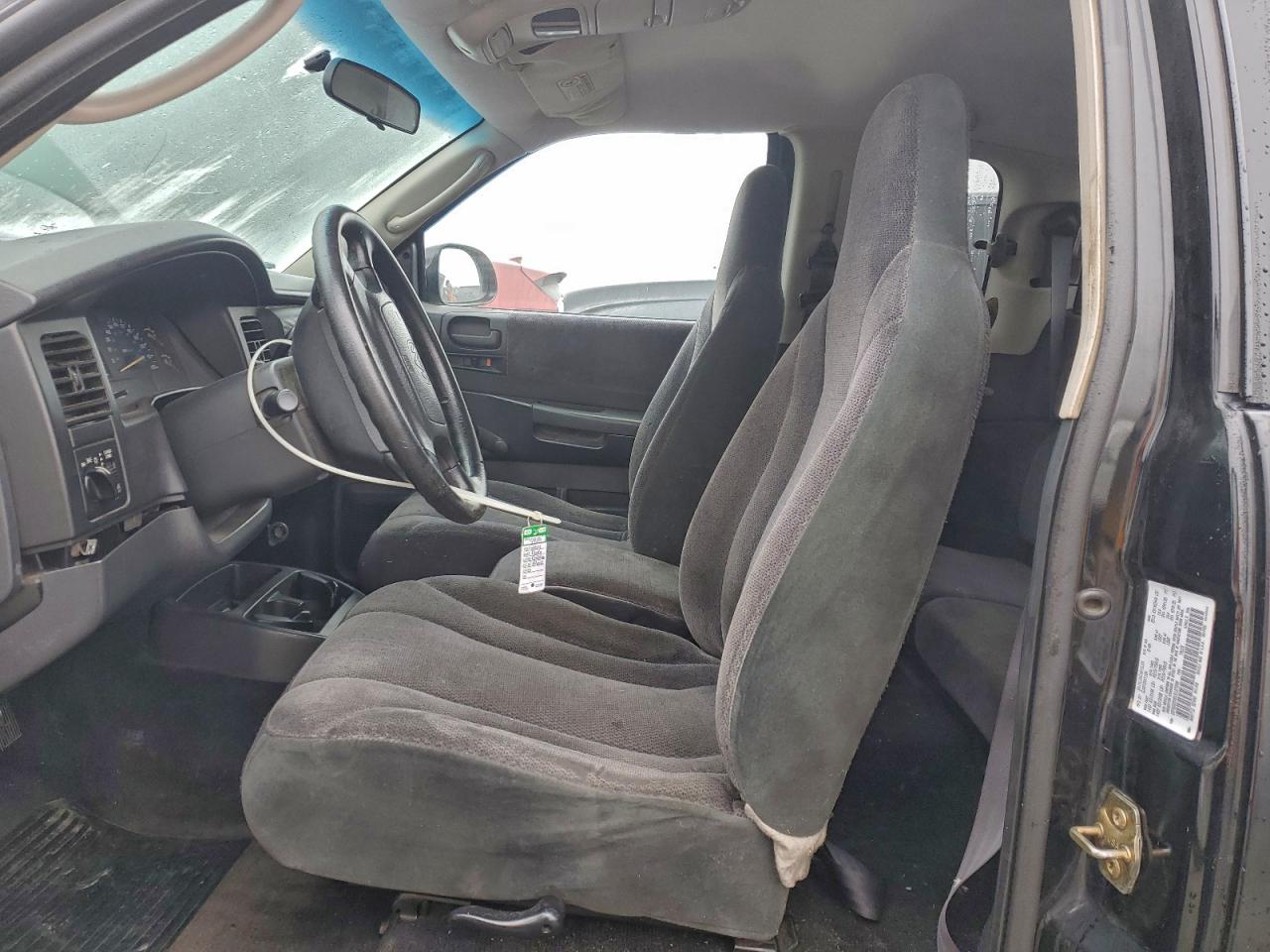 Dodge Dakota Image 4