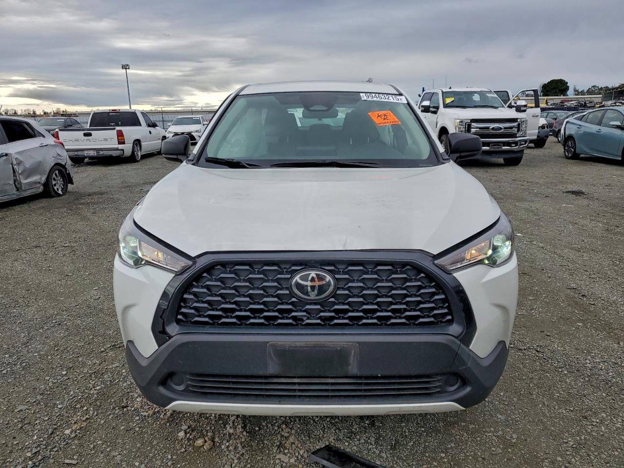 Toyota Corolla L Image 9