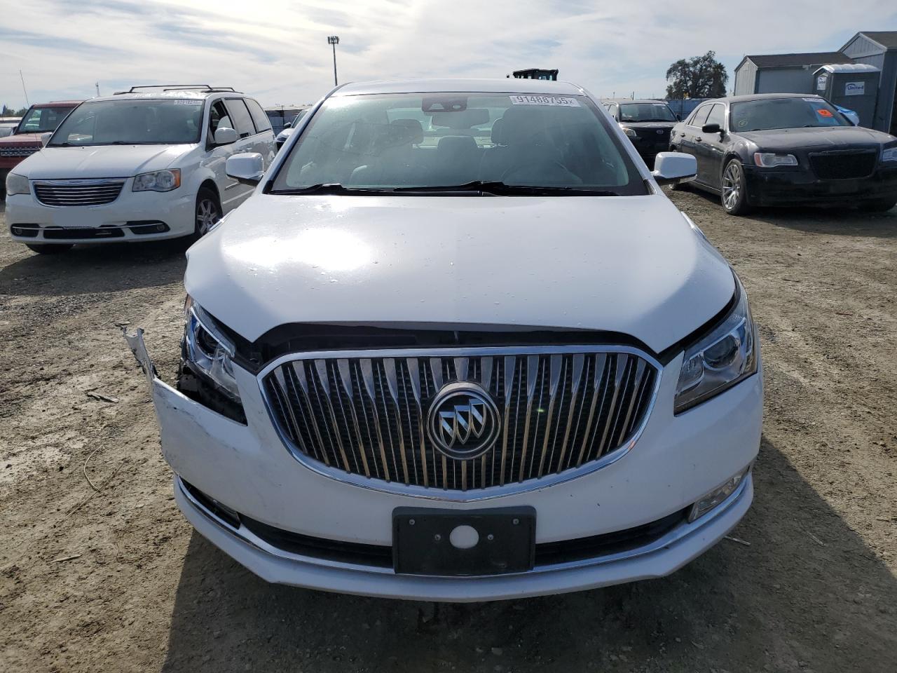 Buick LaCrosse Image 8