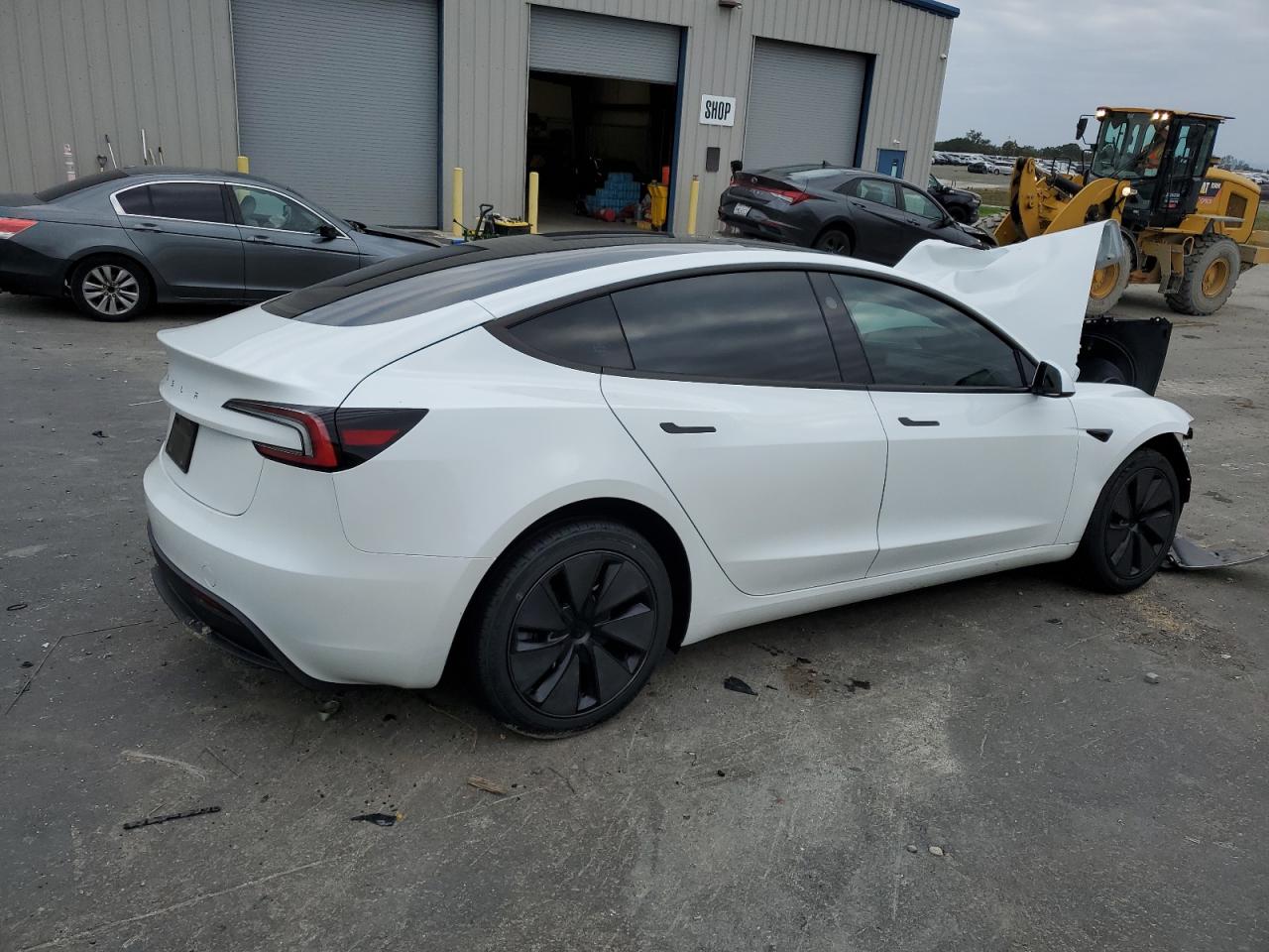 Tesla Model 3 Image 3