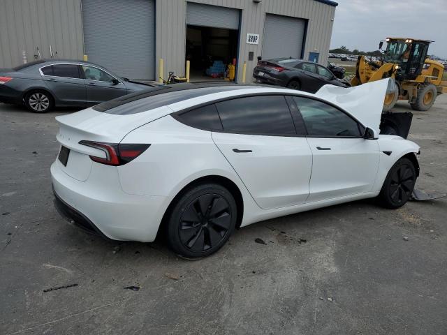 Tesla Model 3 Image 3