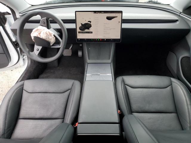 Tesla Model 3 Image 4