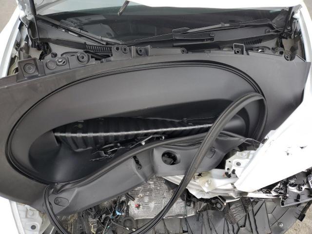 Tesla Model 3 Image 13