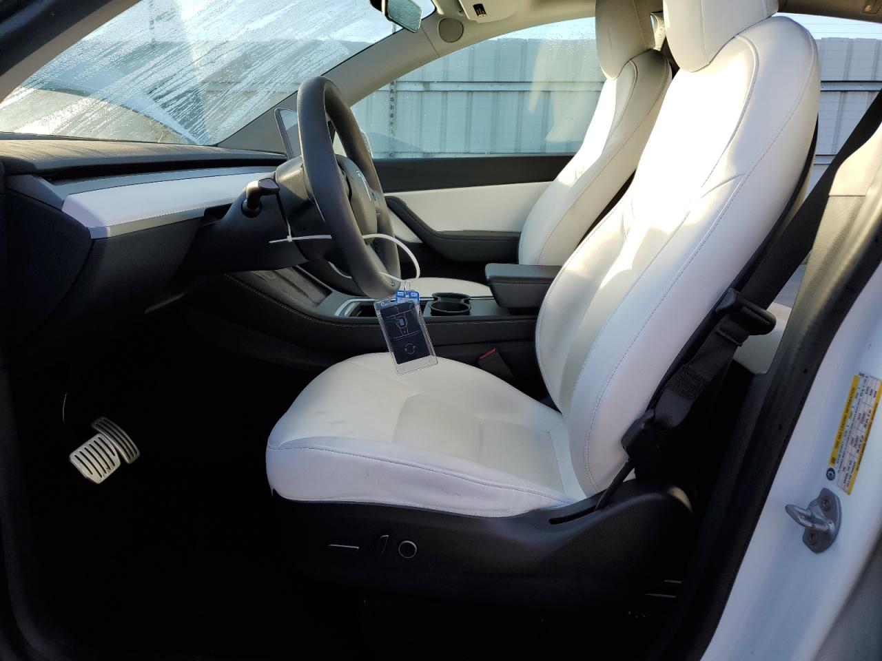 Tesla Model Y Image 2